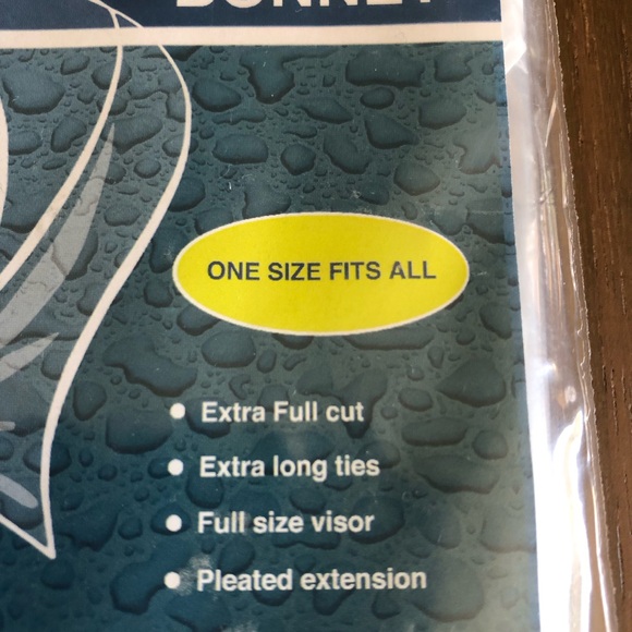 2 Rain bonnets - Picture 3 of 4